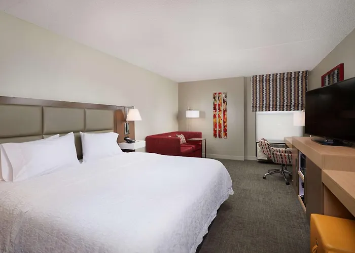 Hampton Glendale-peoria 3*