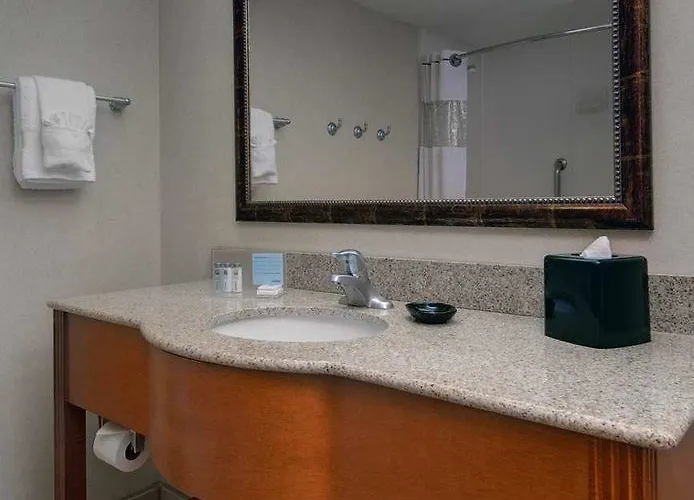 Hampton Glendale-peoria 3* Peoria